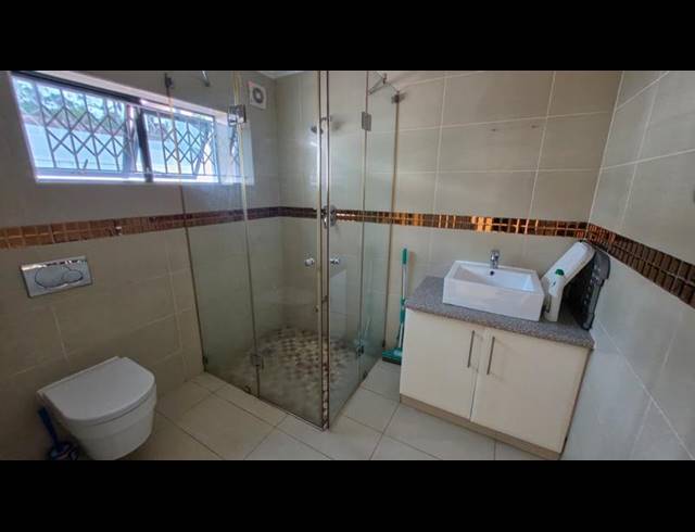 5 BEDROOM HOUSE FOR SALE IN MALVERN
